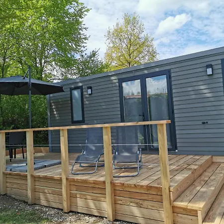 Am 90 * Seekirchen am Wallersee