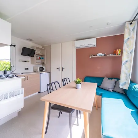 Am 90 Holiday home Seekirchen am Wallersee