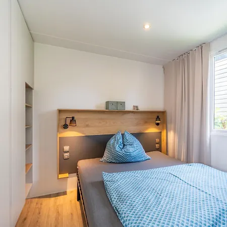 Am 90 * Seekirchen am Wallersee